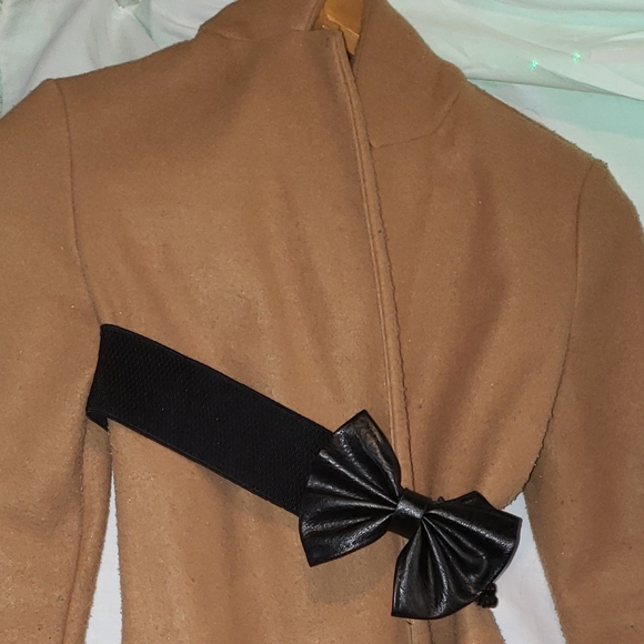 Zara - Picture 2 of 2